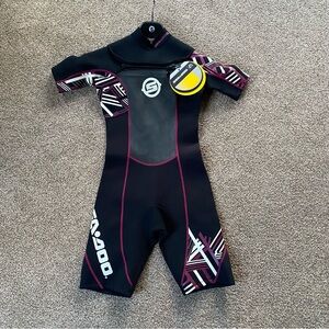 NWT SEA-DOO LADIE'S VIBE WETSUIT. ROSE/PINK F/L SZ 6